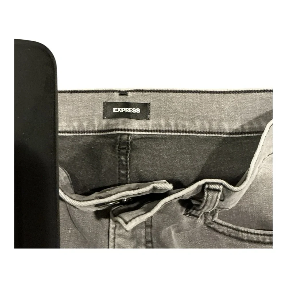 👖 Express Gray High Rise Straight Leg Jeans with Raw Hem | Size 8 AA14 - Picture 7 of 7